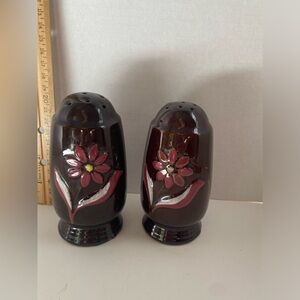 Salt and Pepper shakers Japan